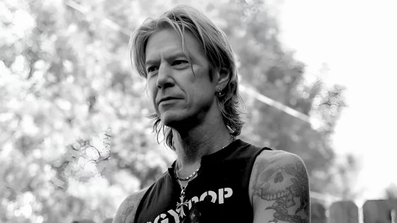Duff McKagan hizo un cover de David Bowie: escuchá "Heroes"