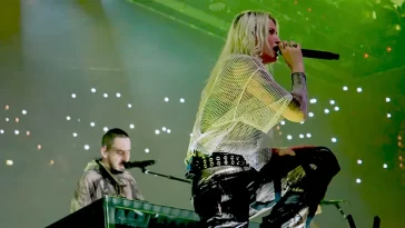 Linkin Park estrena nuevo single "Heavy Is The Crown" con Emily Armstrong en Hamburgo